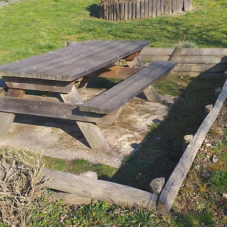 Cabanes de Randonnee Saint-Berain-sur-Dheune Exterior foto